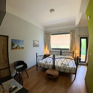 Rentrooms Konukevi